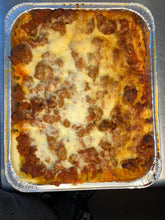 Load image into Gallery viewer, Beef or Veggie lasagna
