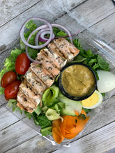 Load image into Gallery viewer, Veggie salad with steak, chicken, salmon or portobello
