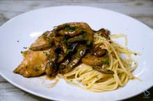 Load image into Gallery viewer, Chicken or mushroom marsala
